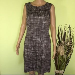 ❌SOLD❌The Limited Dress